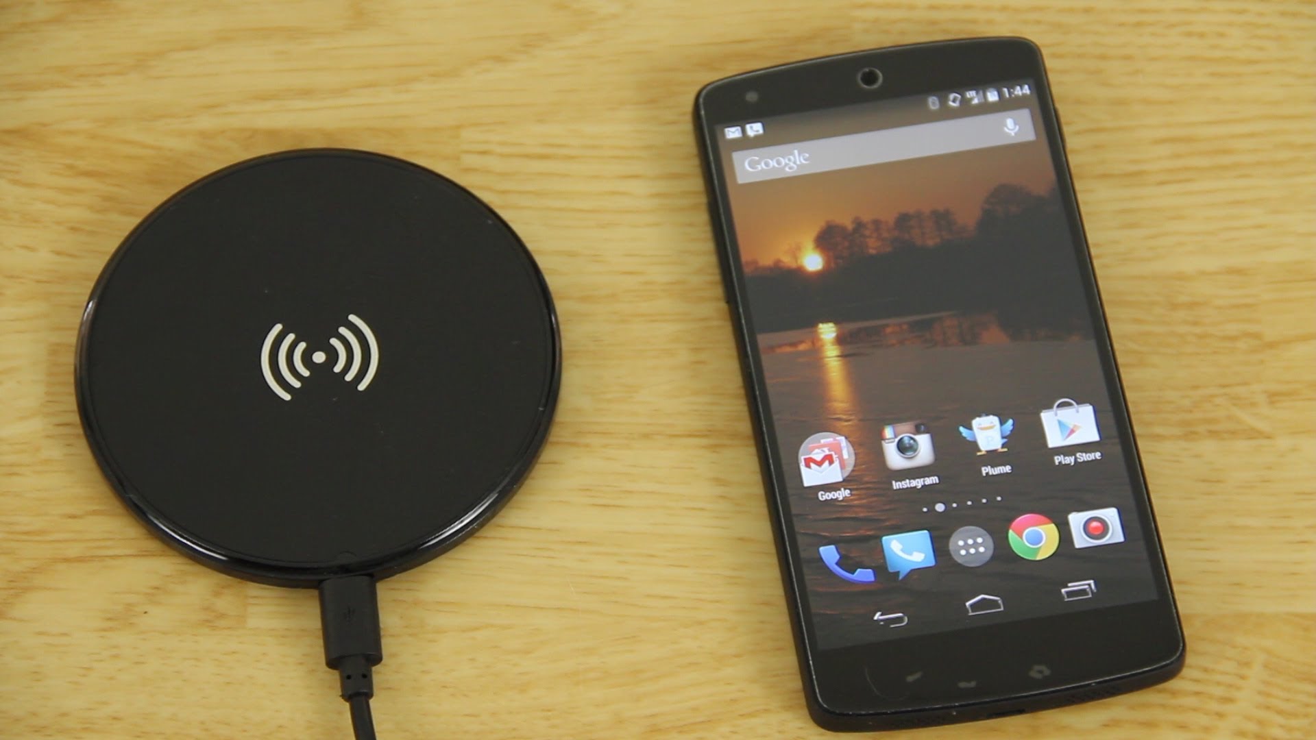 Qi enabled wireless charging pad